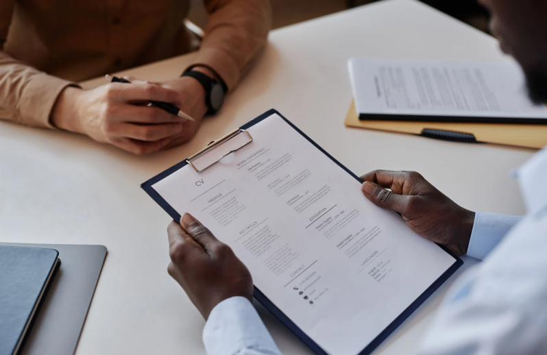 CVs, cover letters, and interviews: Tips for all veterinary career paths (LVS25)