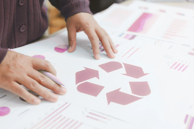 How can we protect the environment whilst providing good clinical care? (LVS25)