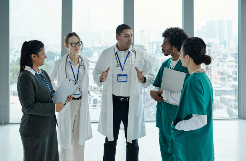 Communication strategies in ECC: How to initiate and lead a debriefing session